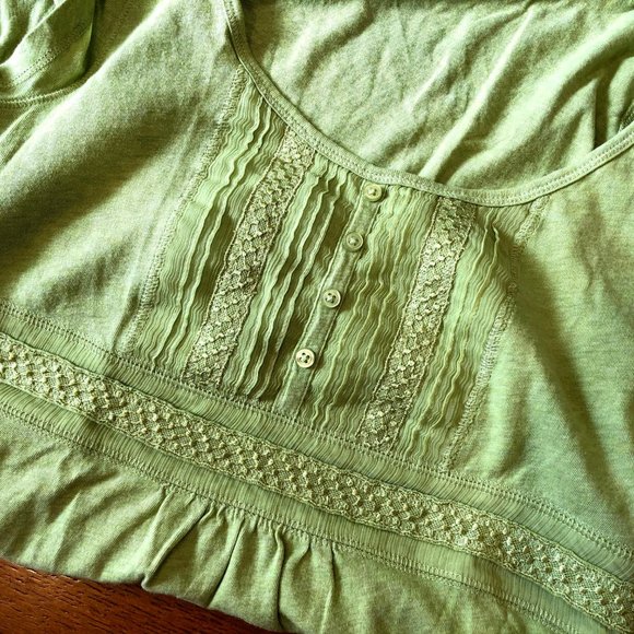 Loft Top - Picture 3 of 3